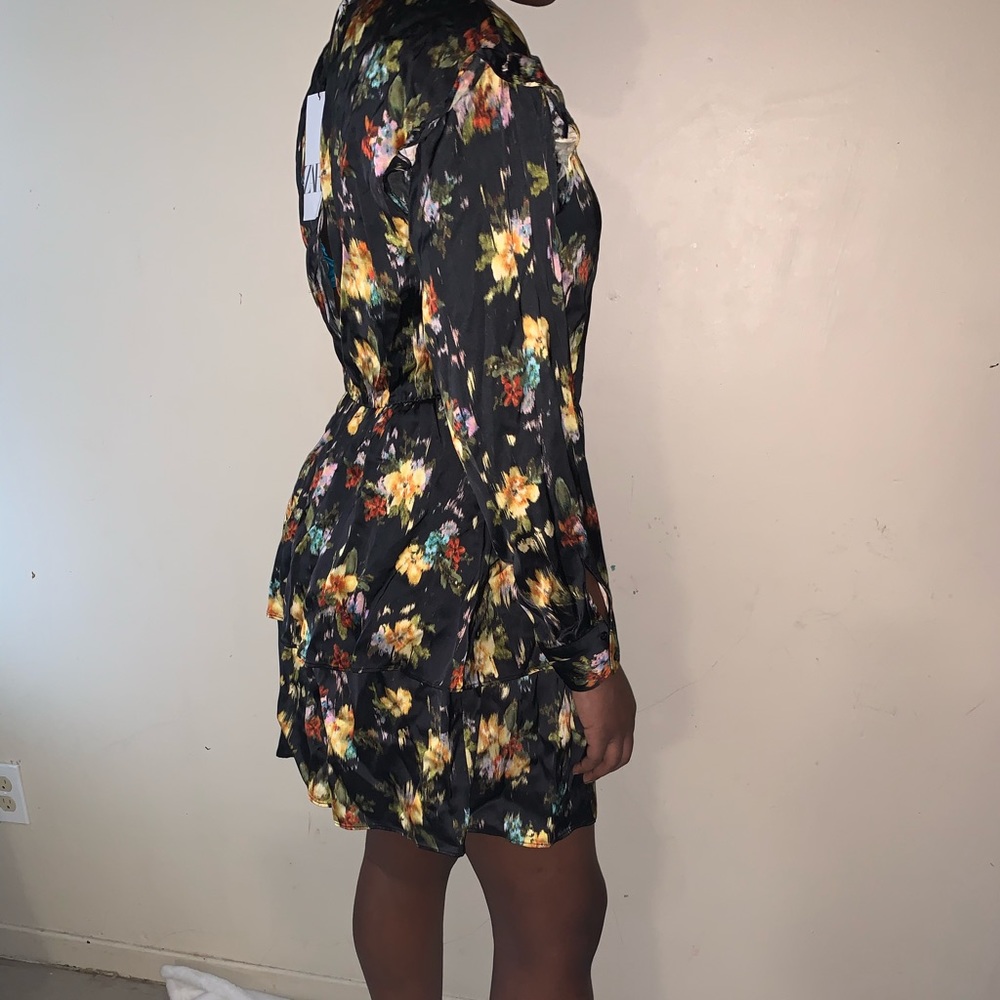 Zara- full sleeve print dress